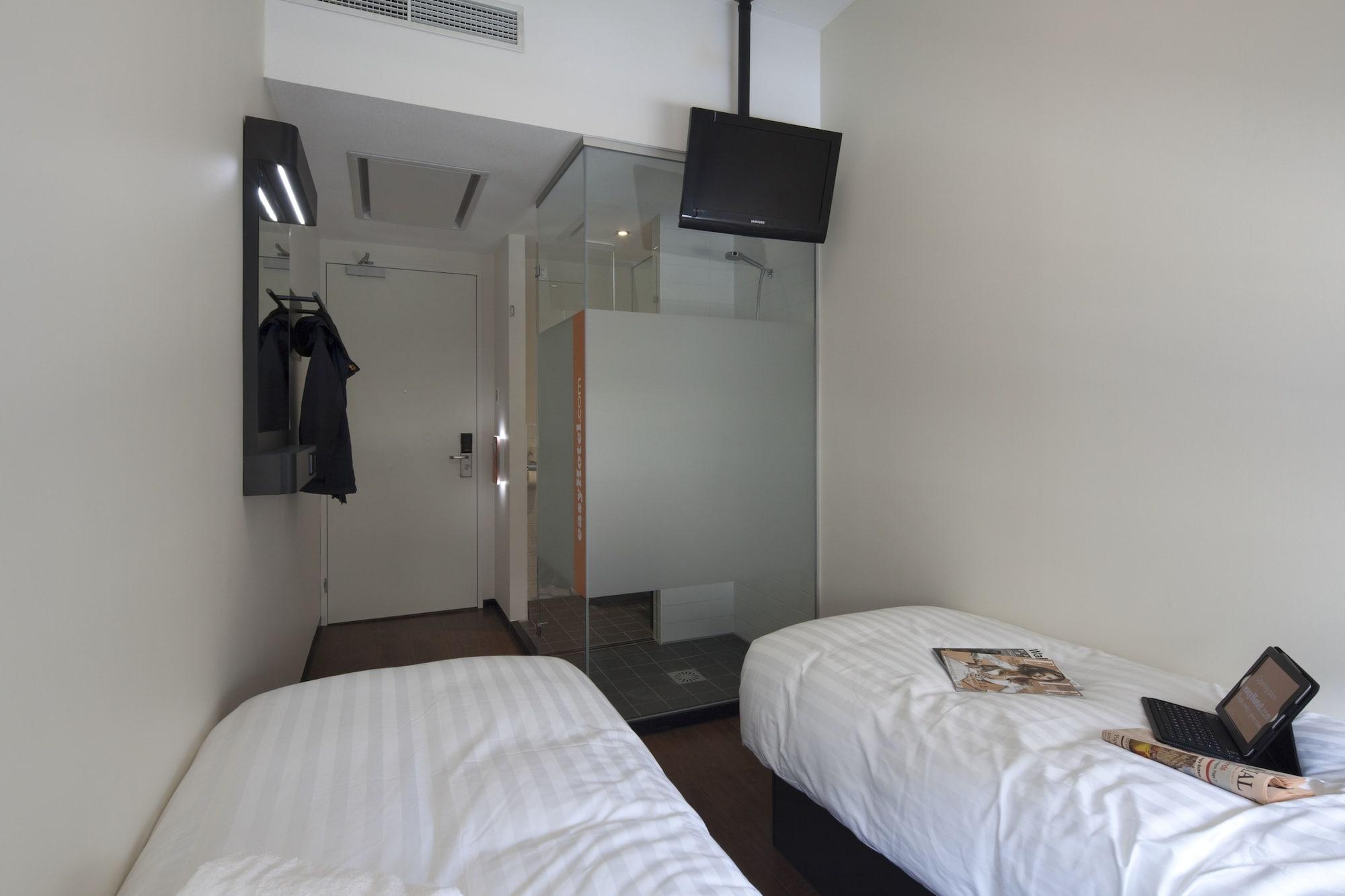 Easyhotel Amsterdam City Centre South Værelse billede