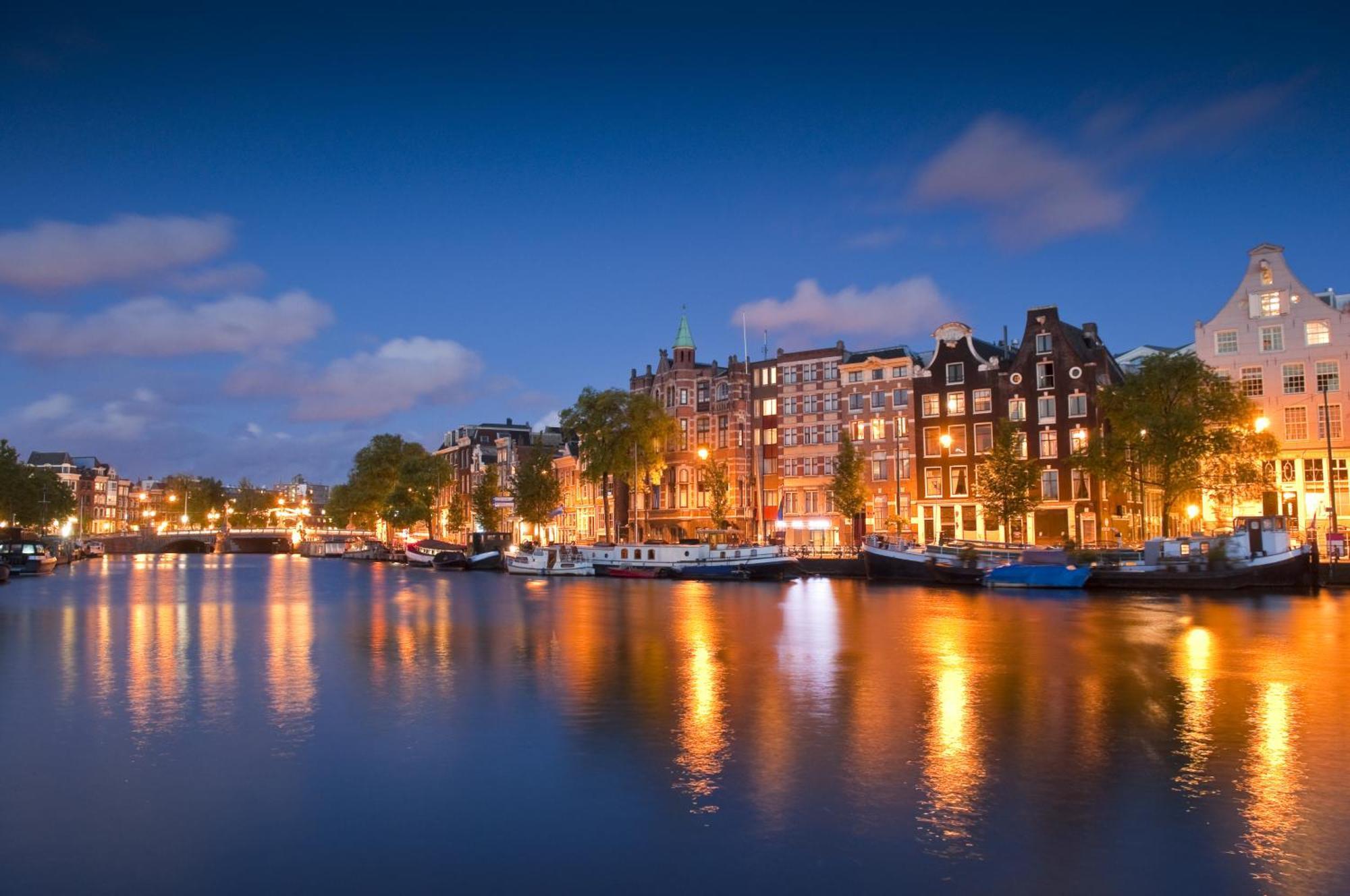 Easyhotel Amsterdam City Centre South Eksteriør billede