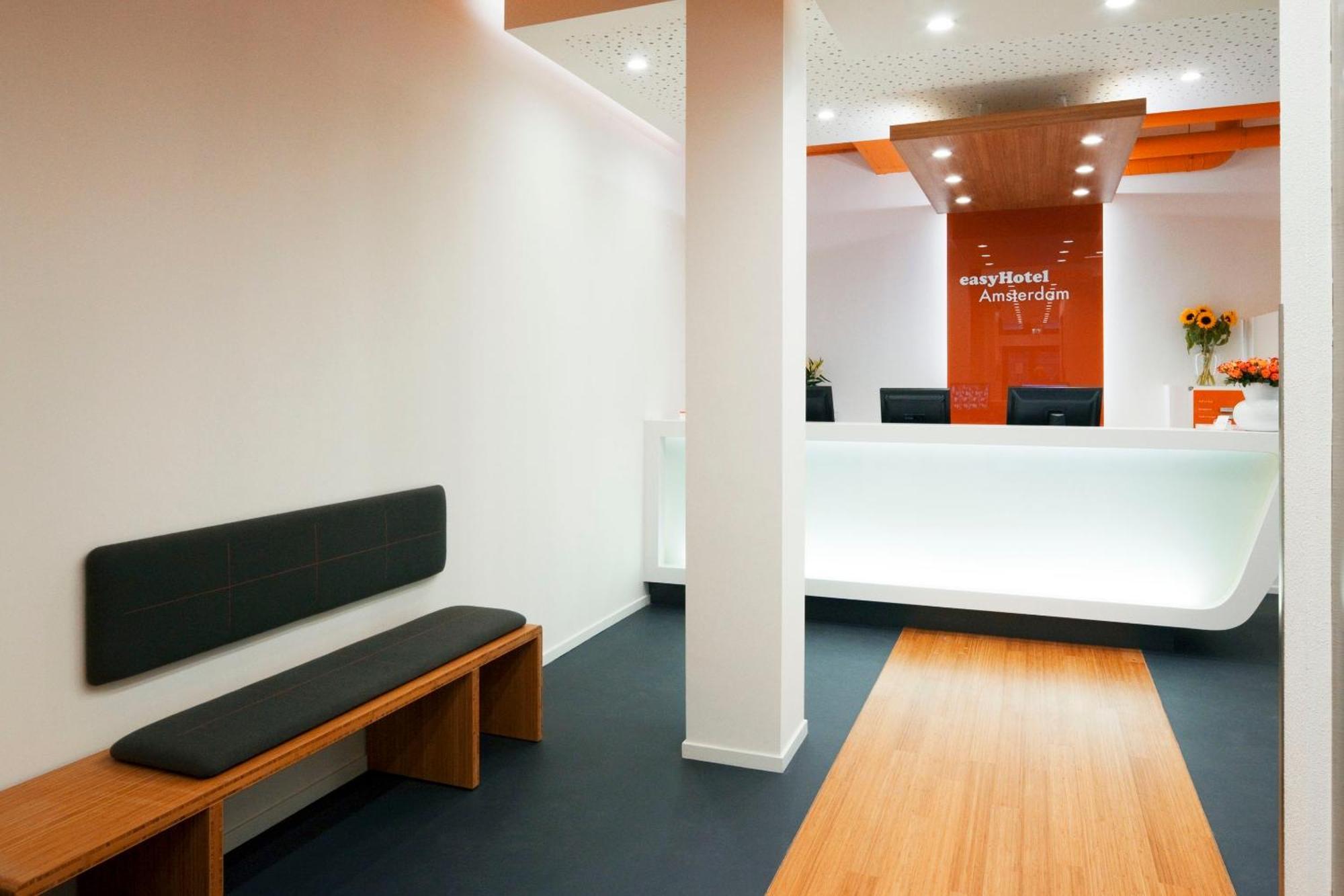Easyhotel Amsterdam City Centre South Eksteriør billede