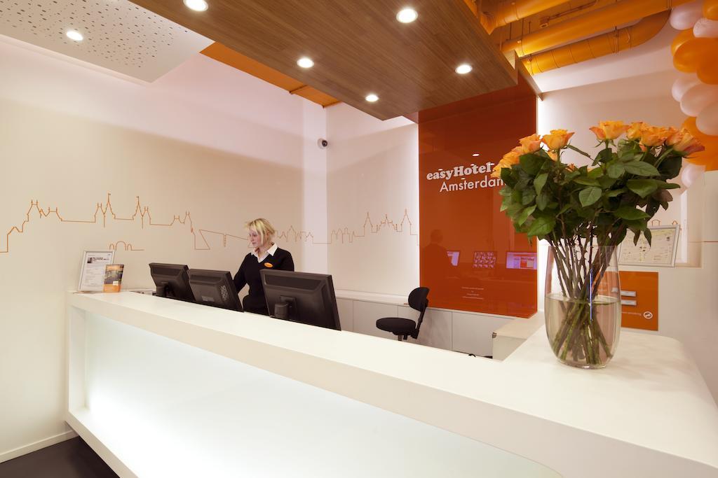 Easyhotel Amsterdam City Centre South Eksteriør billede